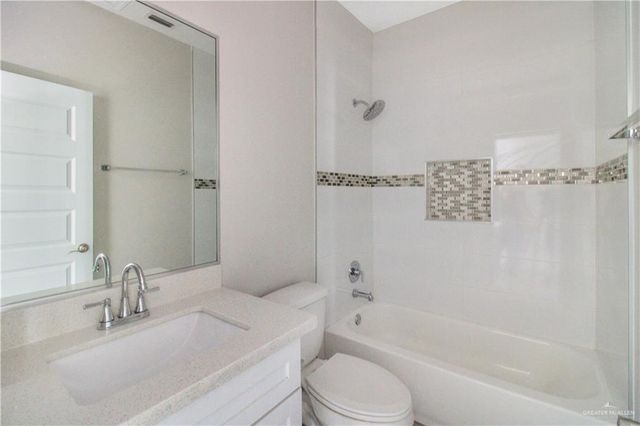 1626 Playa Drive 1, Weslaco, TX 78596