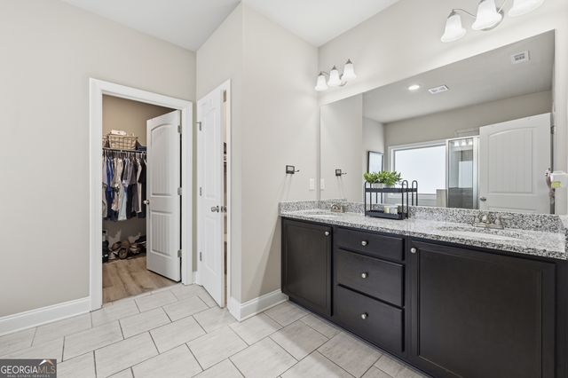 281 Charlotte Drive, Hoschton, GA 30548