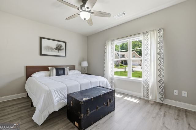 281 Charlotte Drive, Hoschton, GA 30548