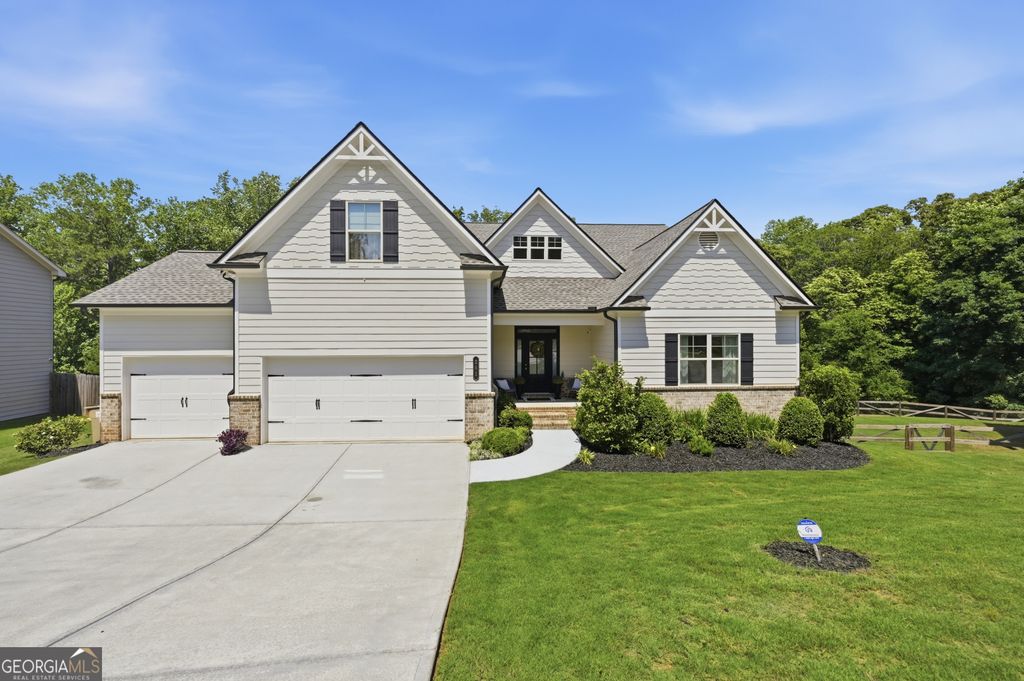 281 Charlotte Drive, Hoschton, GA 30548
