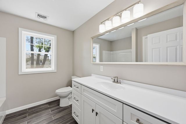 30 Goldenrod, Springfield, MA 01109