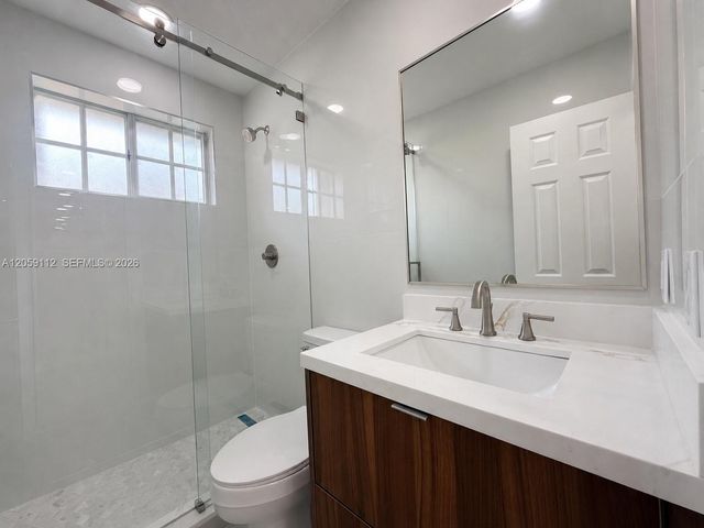 3514 W 76th St 201, Hialeah, FL 33018