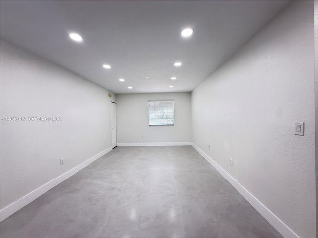 3514 W 76th St 201, Hialeah, FL 33018