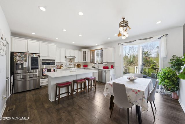 5 Bock Lane, East Brunswick, NJ 08816