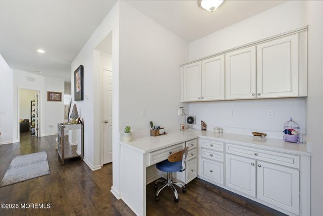 5 Bock Lane, East Brunswick, NJ 08816