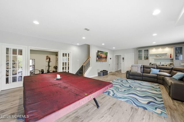 5 Bock Lane, East Brunswick, NJ 08816