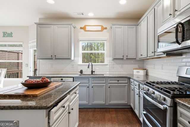 5705 Hedge Brook Drive, Cumming, GA 30028