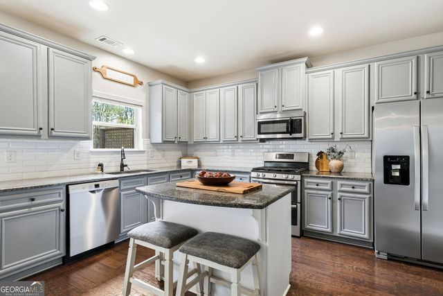 5705 Hedge Brook Drive, Cumming, GA 30028