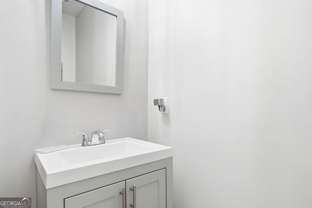 5705 Hedge Brook Drive, Cumming, GA 30028