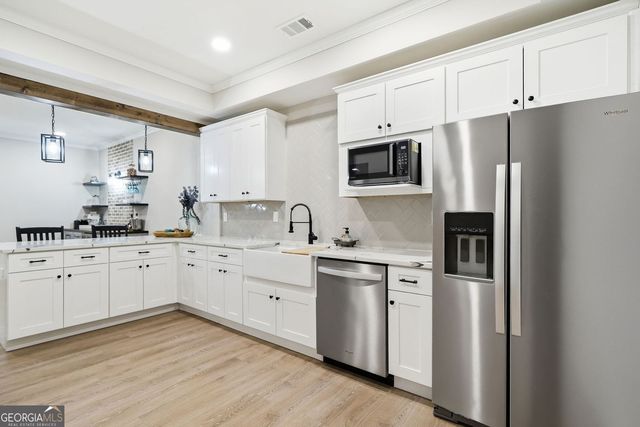 5705 Hedge Brook Drive, Cumming, GA 30028