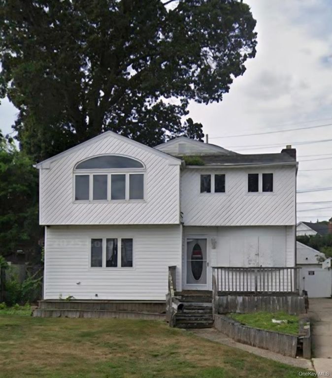 2434 Martin Avenue, Bellmore, NY 11710