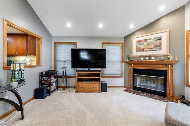 100 Maria Ln, Monroeville, PA 15146