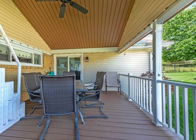 100 Maria Ln, Monroeville, PA 15146