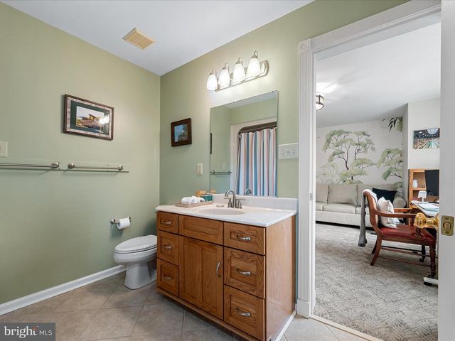 71 MUIRFIELD CT, Charles Town, WV 25414