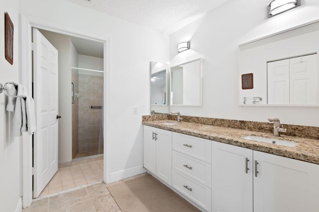 479 Ashwood Pl A37, Boca Raton, FL 33431