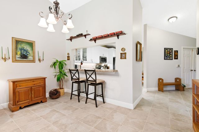 479 Ashwood Pl A37, Boca Raton, FL 33431