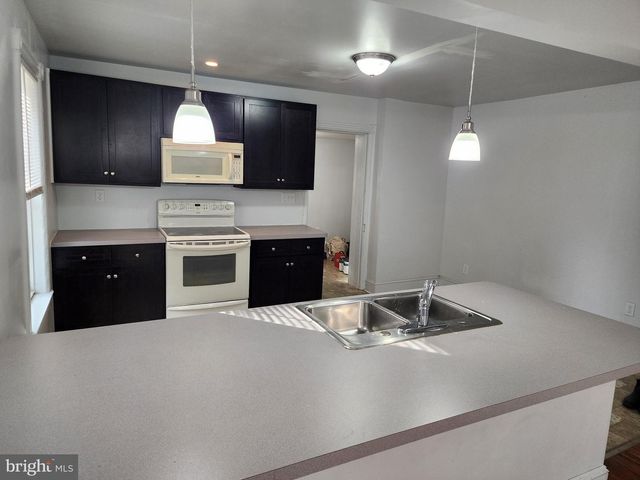 119 N BRANDYWINE AVE, Coatesville, PA 19320