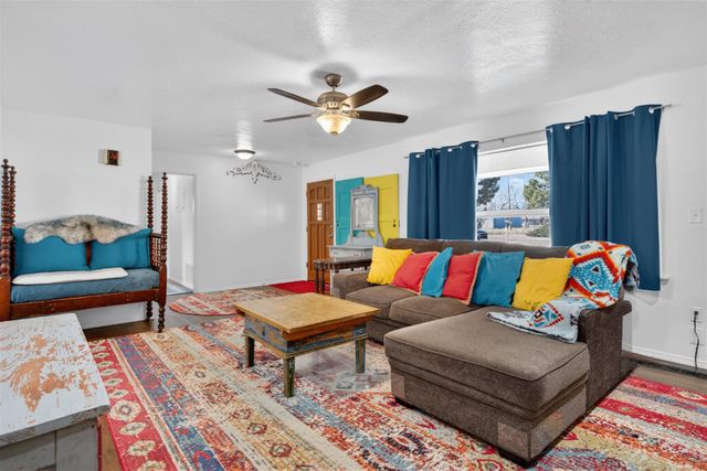 108 N Columbia Avenue, Moriarty, NM 87035