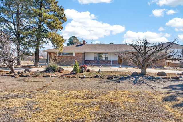 108 N Columbia Avenue, Moriarty, NM 87035