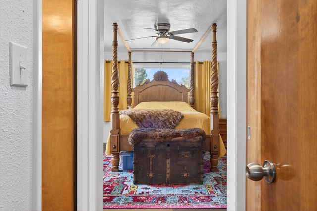 108 N Columbia Avenue, Moriarty, NM 87035