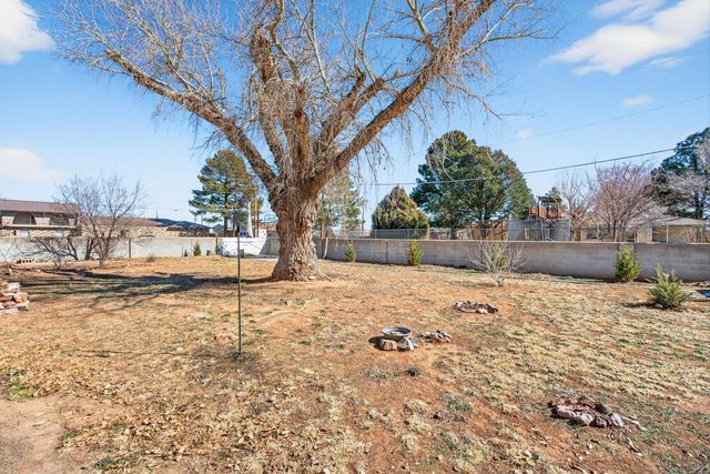 108 N Columbia Avenue, Moriarty, NM 87035