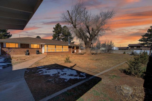 108 N Columbia Avenue, Moriarty, NM 87035