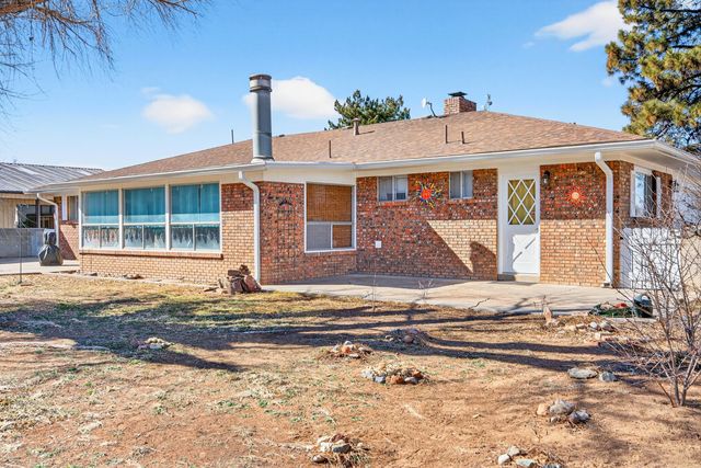 108 N Columbia Avenue, Moriarty, NM 87035