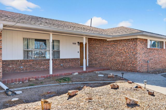 108 N Columbia Avenue, Moriarty, NM 87035