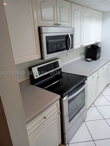 2700 Riverside Dr 108-B, Coral Springs, FL 33065