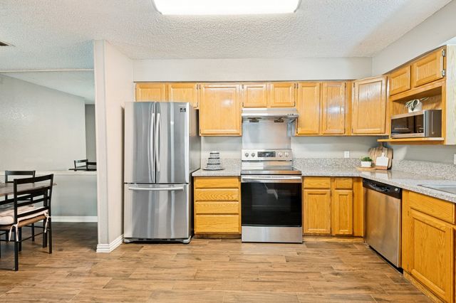 2643 San Sabastian Circle, Grand Prairie, TX 75052
