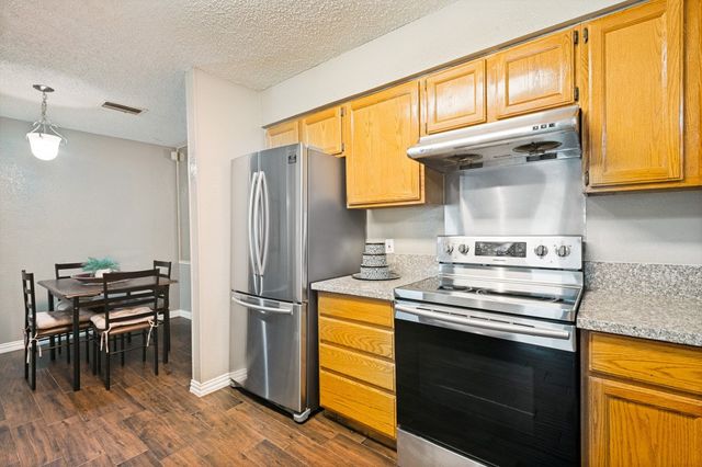 2643 San Sabastian Circle, Grand Prairie, TX 75052