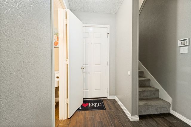 2643 San Sabastian Circle, Grand Prairie, TX 75052