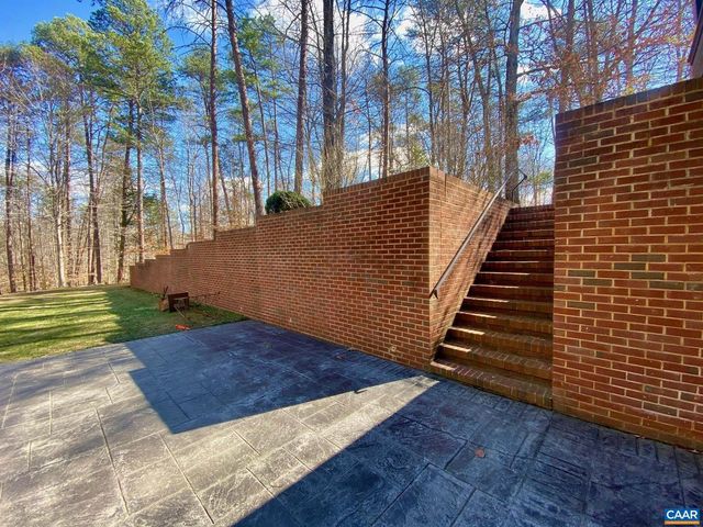 4605 BLUE RUN RD, Somerset, VA 22972