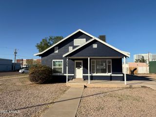 256 W 1ST Avenue, Mesa, AZ 85210