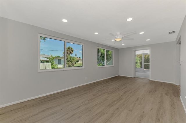 510 S VENICE BOULEVARD, Venice, FL 34293