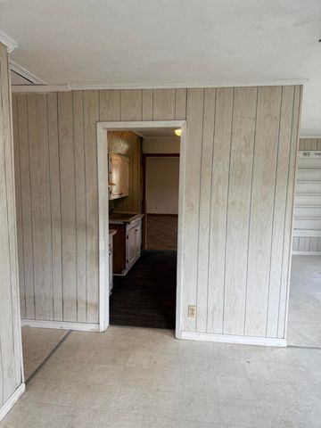 702 Vine St, Deridder, LA 70634