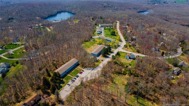 83 Horse Pond Road APT B, Salem, CT 06420