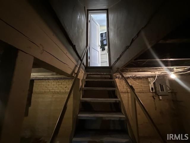 2806 S Michigan Street, South Bend, IN 46614