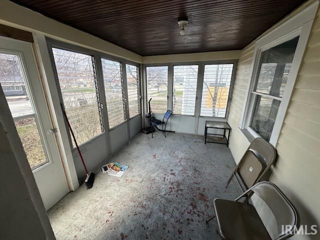 2806 S Michigan Street, South Bend, IN 46614