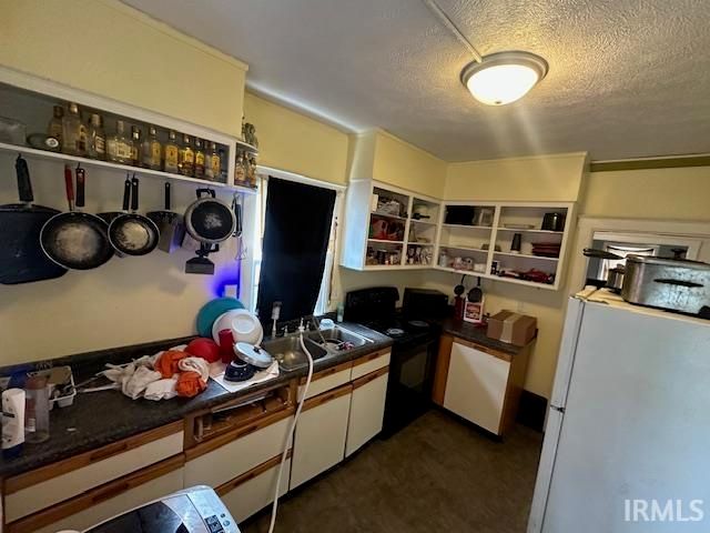 2806 S Michigan Street, South Bend, IN 46614