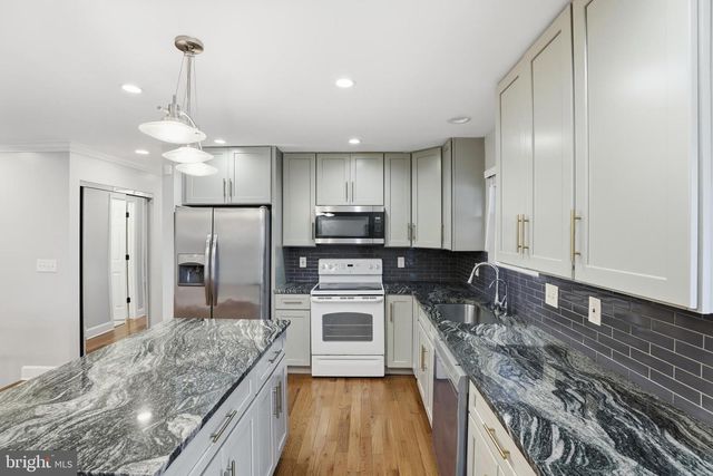 211 JACK ST, Baltimore, MD 21225