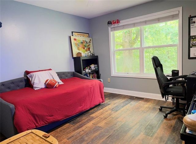 227 Clarkesville Heights Dr, Clarkesville, GA 30523