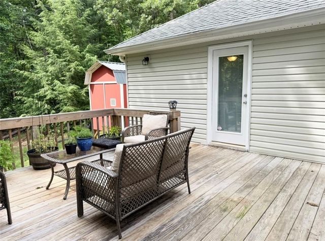 227 Clarkesville Heights Dr, Clarkesville, GA 30523