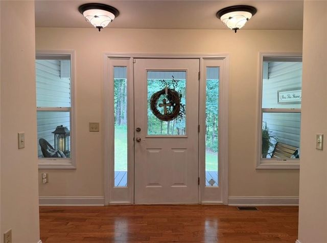 227 Clarkesville Heights Dr, Clarkesville, GA 30523