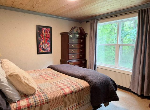 227 Clarkesville Heights Dr, Clarkesville, GA 30523