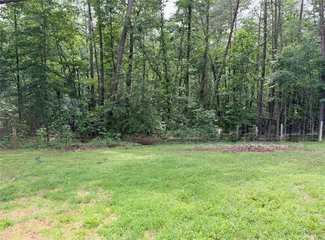 227 Clarkesville Heights Dr, Clarkesville, GA 30523