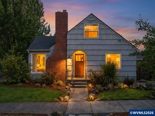 1815 Madison St NE, Salem, OR 97301