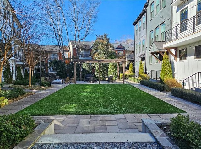 151 Chestnut Circle, Atlanta, GA 30342