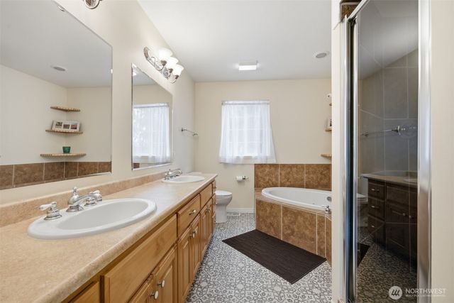 10 Topside Court, Bellingham, WA 98229