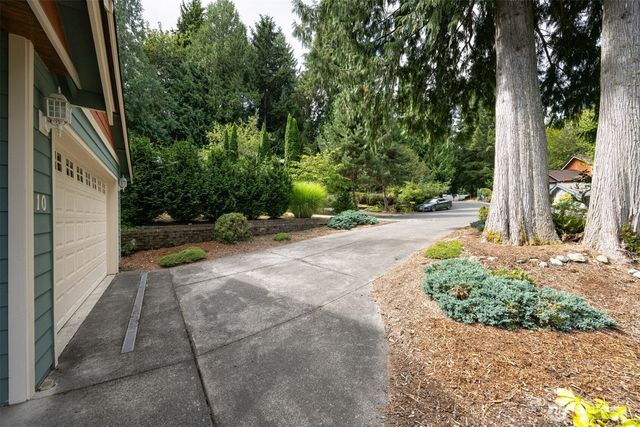 10 Topside Court, Bellingham, WA 98229
